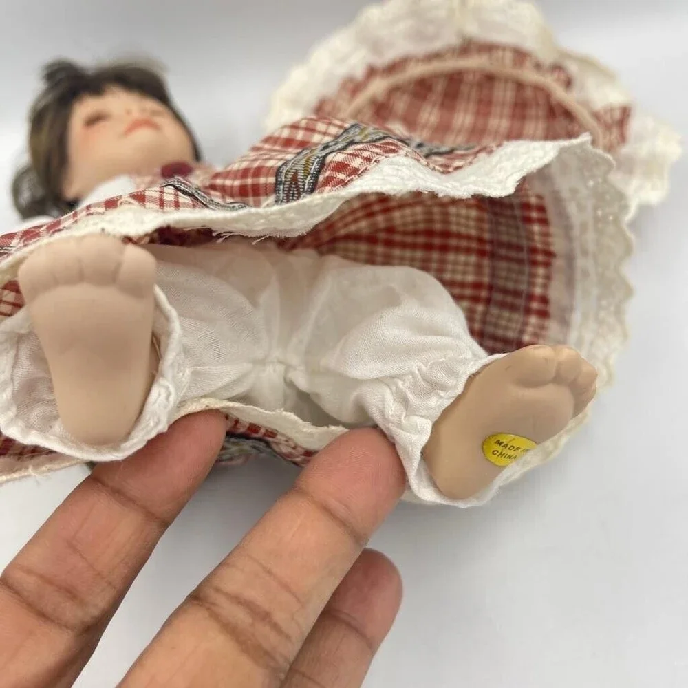Vintage Doll gustave j. Worff dolls C-0187 2002 Signed